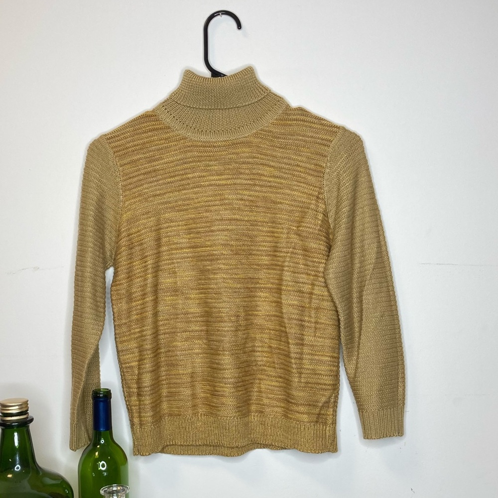 Warm mustard color turtle neck